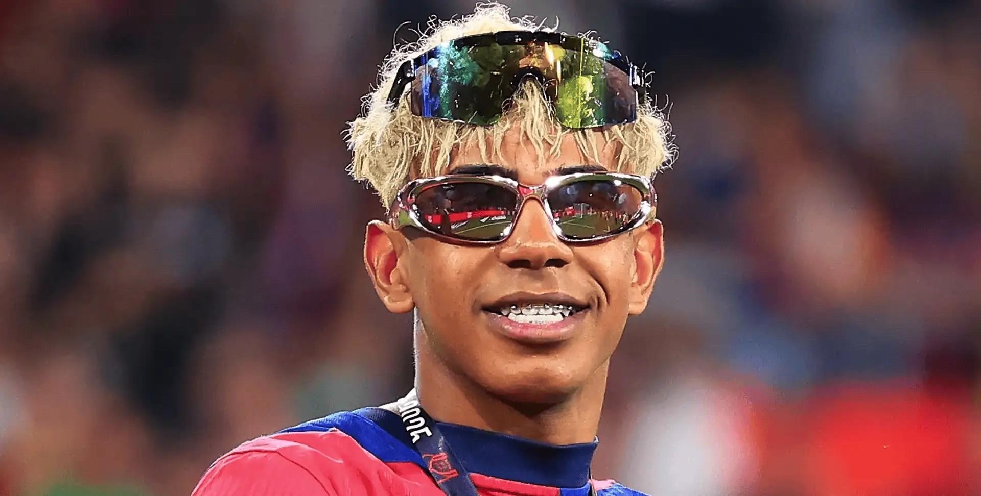 包含利物浦迎德国杯关键赛，今夜门线救险，球迷炸锅，资深球员宣示担当的词条